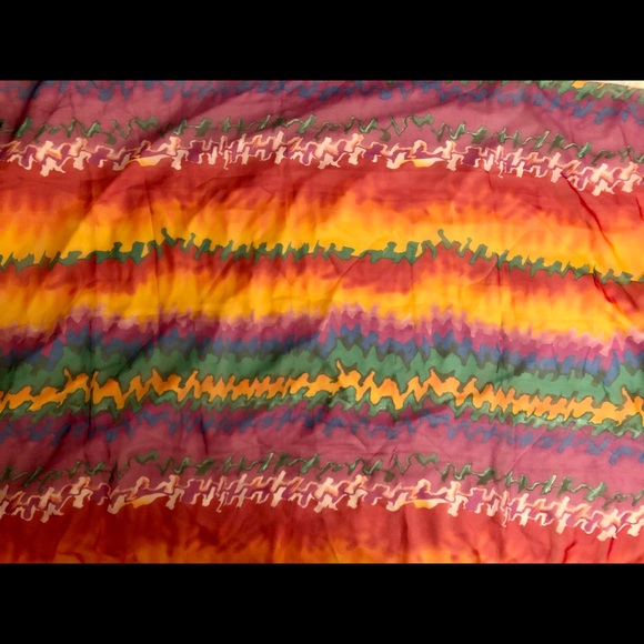 Multicolour Patterned Scarf - Picture 2 of 3